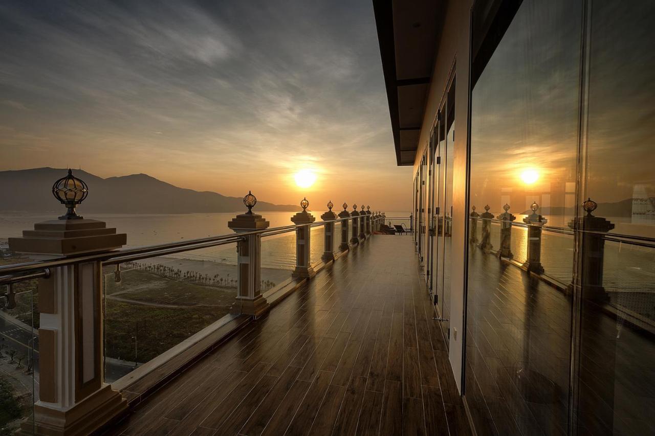 7 Seven Sea Hotel Da Nang Exteriör bild