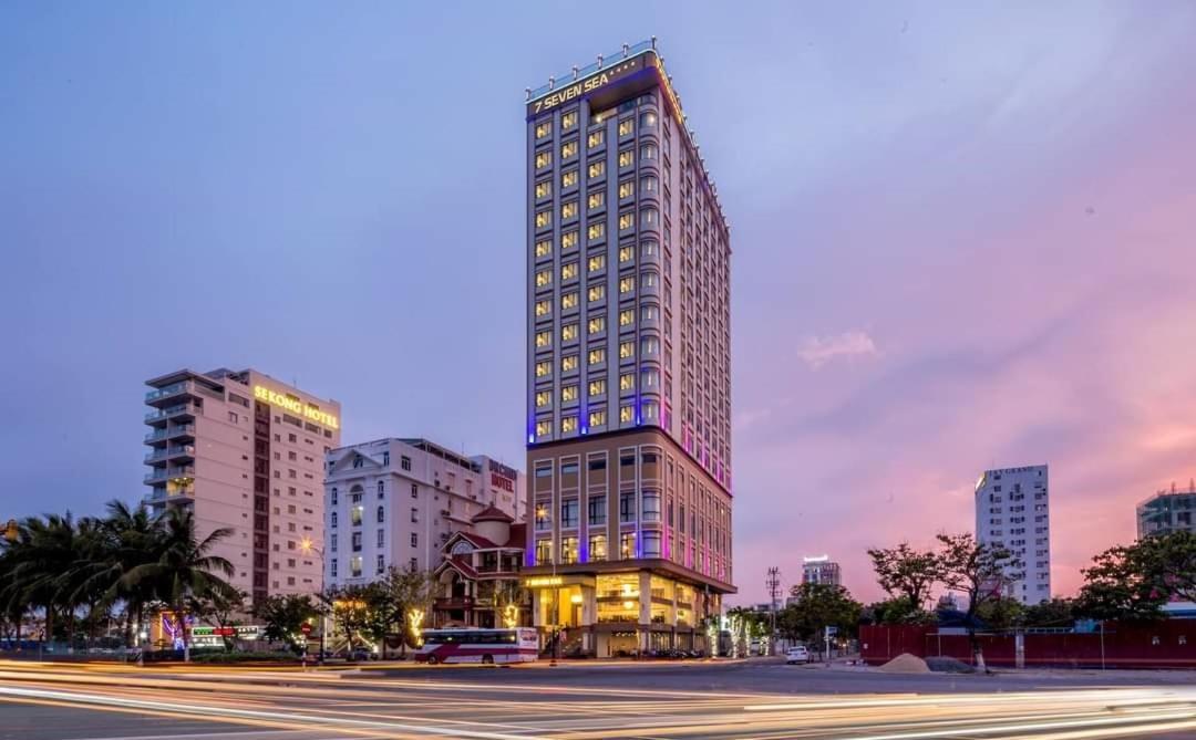 7 Seven Sea Hotel Da Nang Exteriör bild